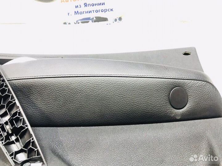 Дверная карта передняя правая Bmw X3 E83