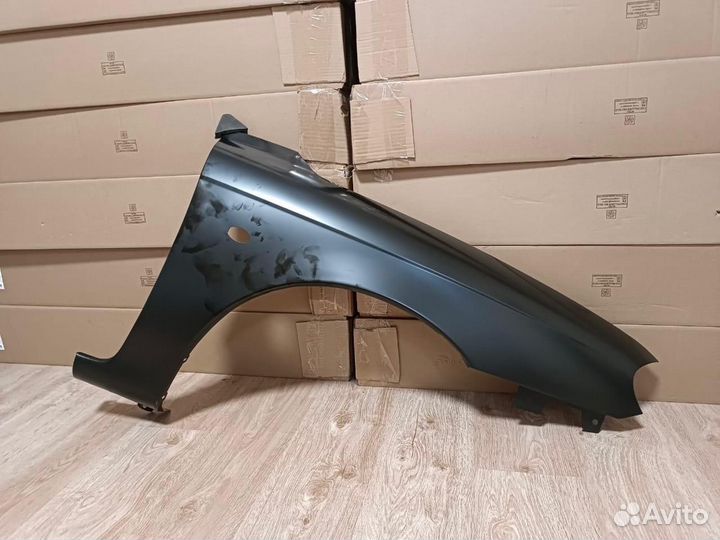 Крыло правое Киа Спектра (Kia Spectra) неокрашен