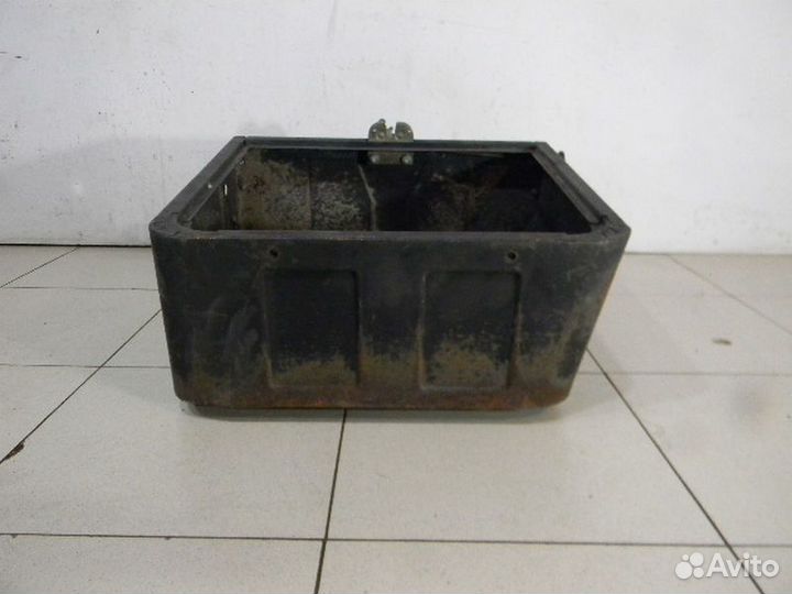 Ящик под инструмент