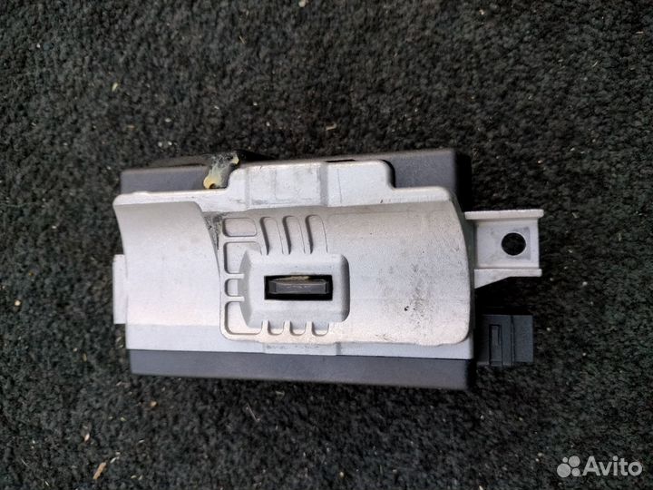 Замок рулевой колонки audi A5 S5 8T 8k0905852a