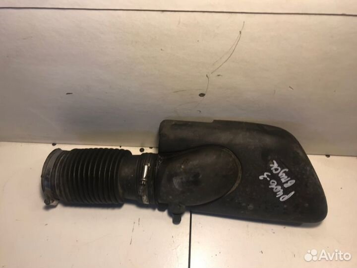 Peugeot 406 99-04 6FZ Патрубок воздушного фильтра