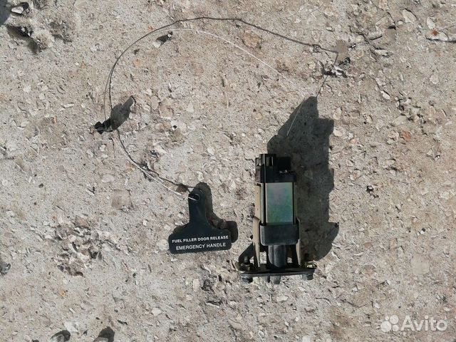 Замок бензобака santa fe 2006г