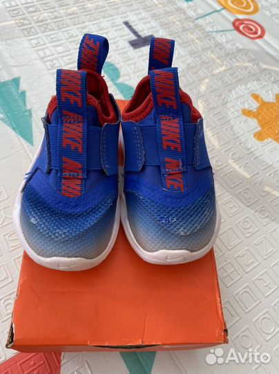 Кроссовки nike для мальчика 18-19р