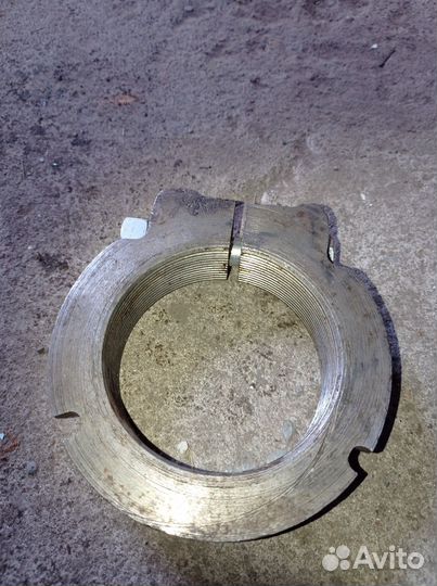 Гайка башмака балансира 2918169