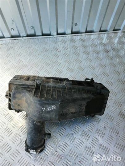 Корпус воздушного фильтра Peugeot 206 2B KFW 2007