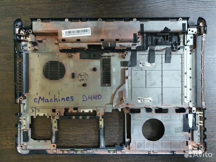 Запчасти и комплектующие на eMachines D440