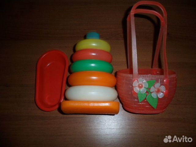 Игрушки (ванночка, пирамидка, корзинка) СССР
