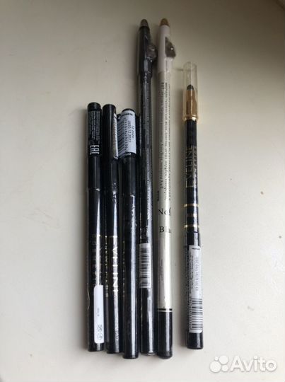 Новые карандаши для глаз