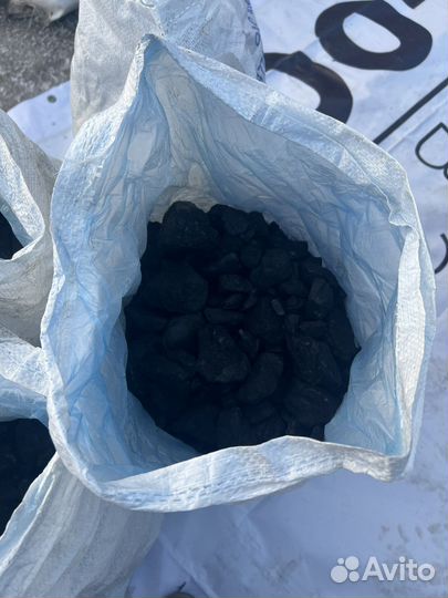 Уголь в мешках