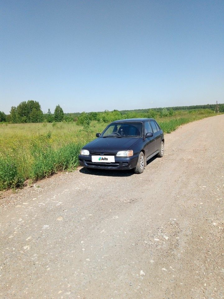 Toyota Starlet: фото владельца