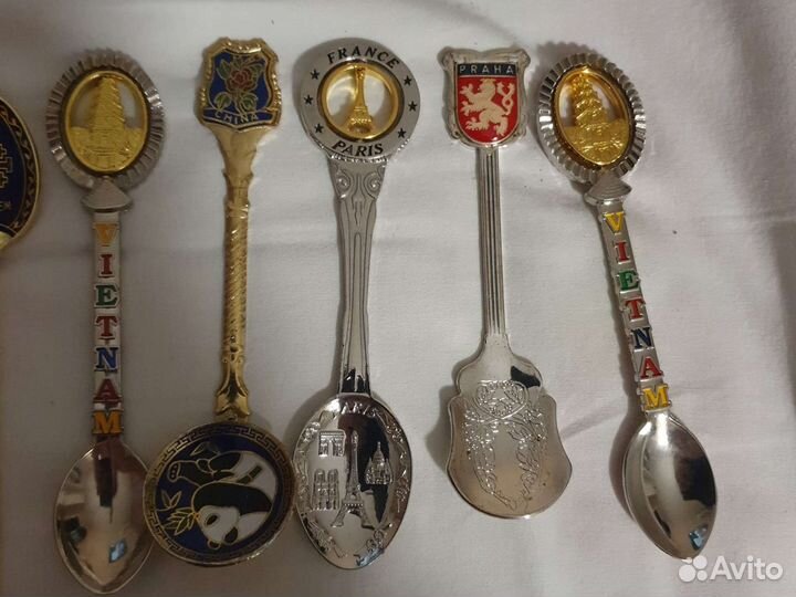 Ложечки сувенирные с разных стран