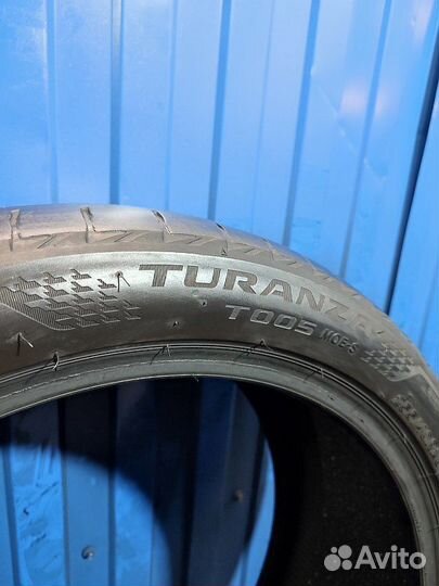 Bridgestone Turanza T005 255/40 R20