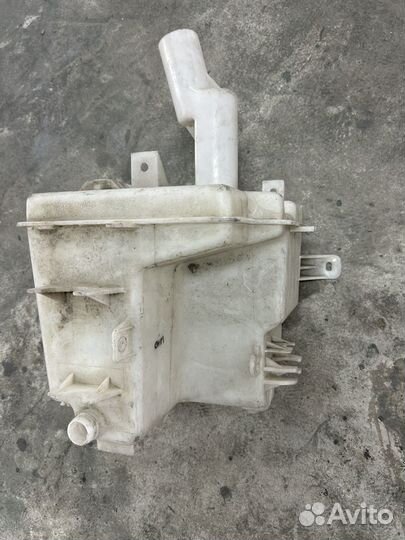 Бачок омывателя Хендай ix55 2007-2013