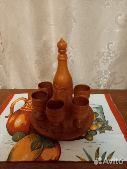 Подарочный набор рюмок из дерева