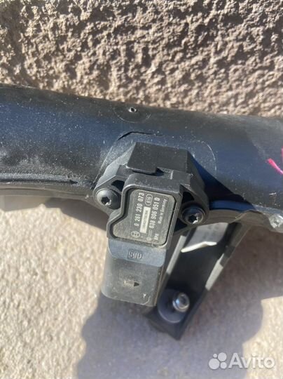 Патрубок интеркулера VW Passat B7 1.8 CDA