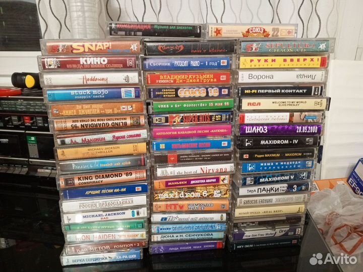 Куча всевозможных аудиокассет