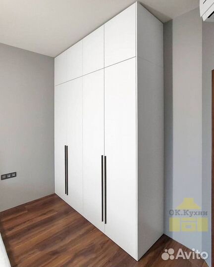 Шкаф в прихожую