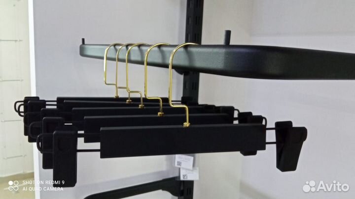 Вешалка-плечики для одежды