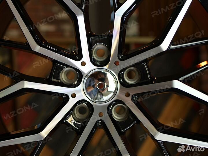 Литые диски R18 на Skoda. Арт2070