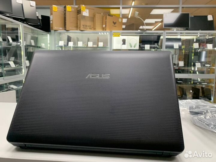 Ноутбук asus K55N-SX009R AMD A8 4 ядра/ SSD