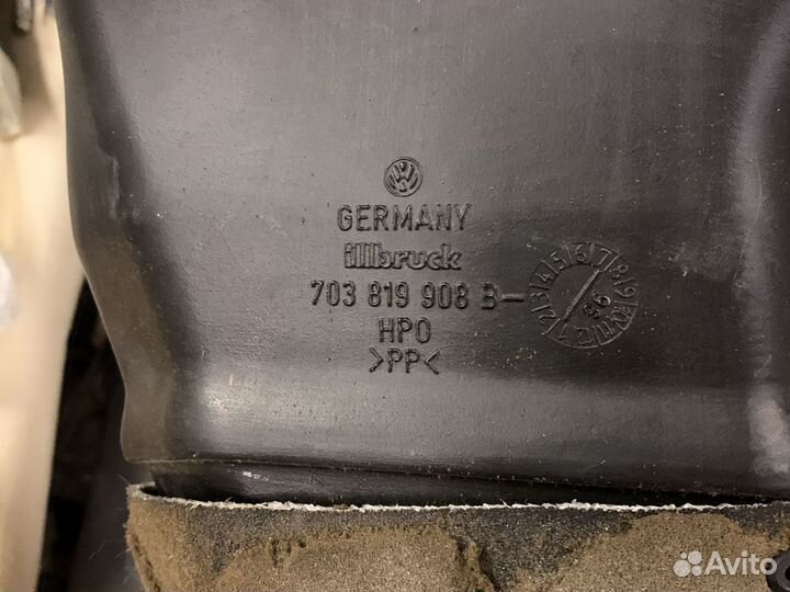 Воздуховод отопителя Volkswagen T4