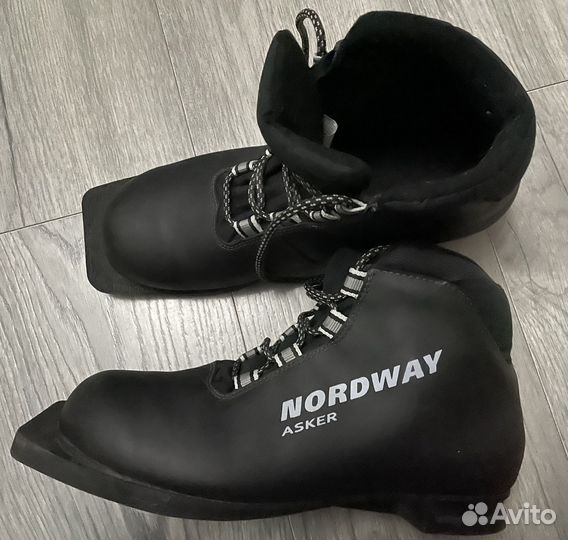 Лыжные ботинки женские 40 размер