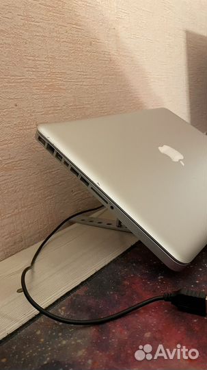 Apple macbook pro 2012 mid