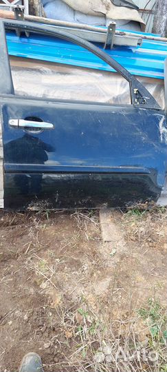 Дверь правая mitsubishi l200