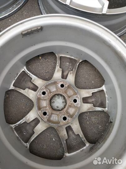 Литые диски Сузуки r-16 комплект