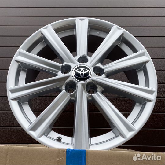 Диски 17 дюймов 5/114,3