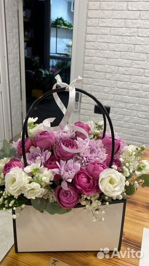 Пионовидные розы букет композиция