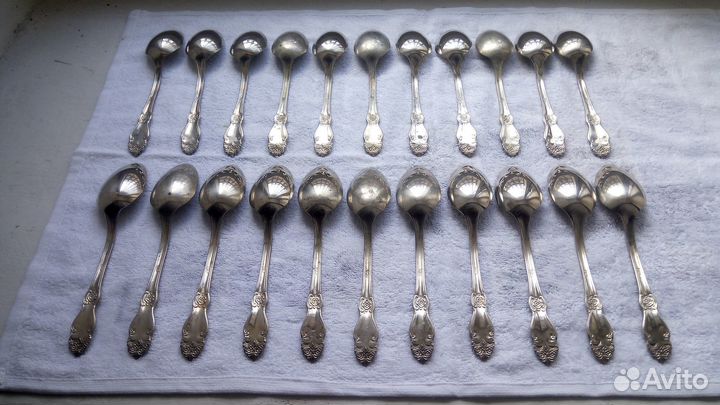 Столовые приборы 