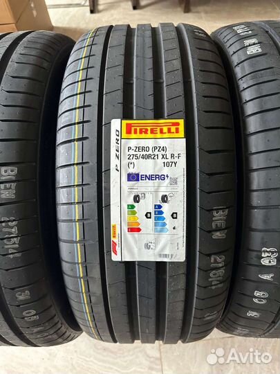 Pirelli P Zero PZ4 315/35 R21 и 275/40 R21
