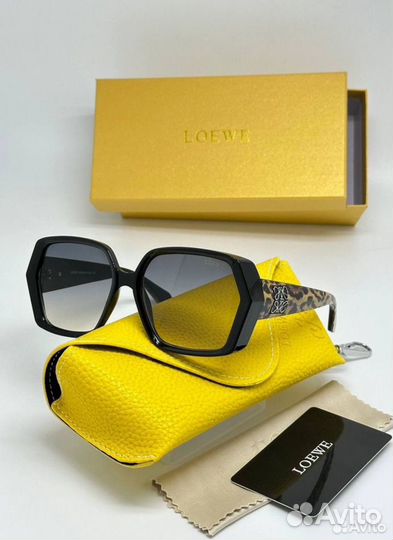 Солнцезащитные очки