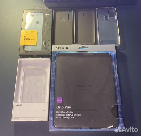 Чехлы для телефонов и планшета