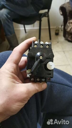 Переключатель 380