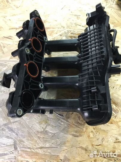 Впускной коллектор Honda/ Хонда/фит/джаз