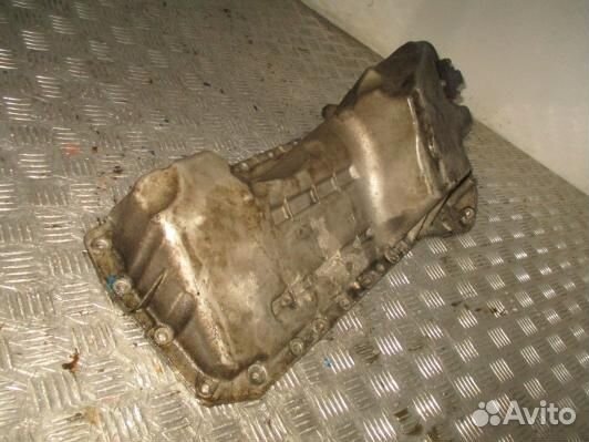 Поддон бензиновый BMW 5 E60/E61 (76G28B901)