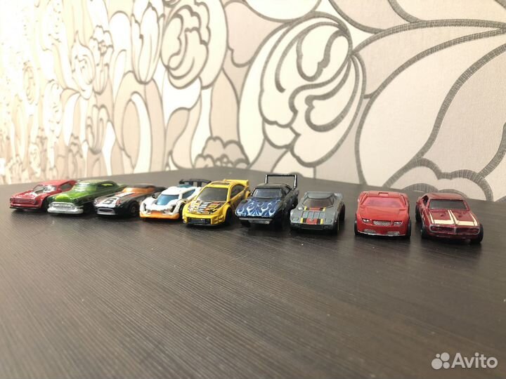 Машинки hotwheels 9шт