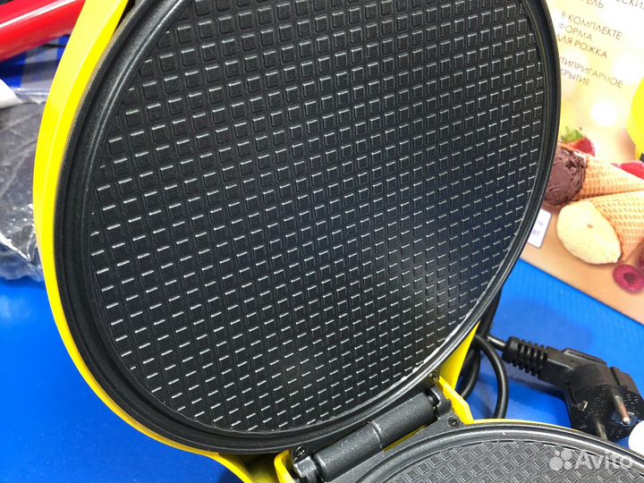 Электрическая вафельница