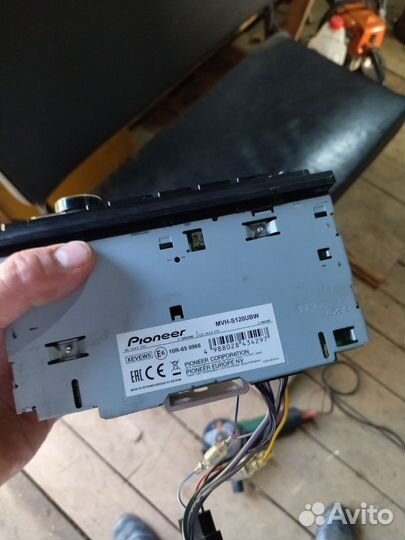 Продам магнитолу