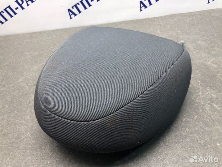 Подголовник передний правый Nissan Almera N16