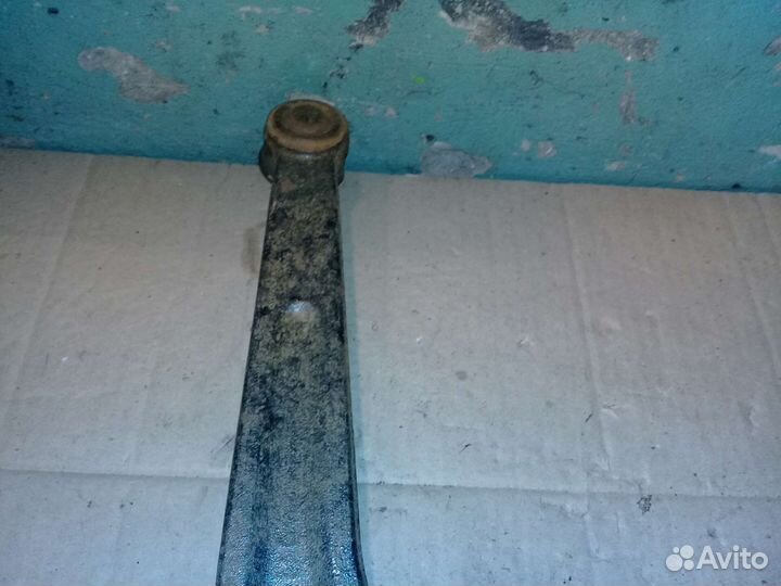 Рычаг передний подвески Peugeot 206