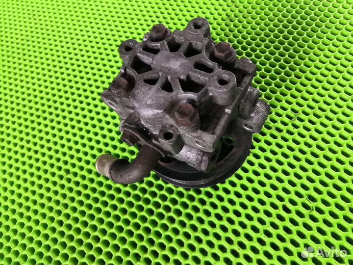 Насос Гур Форд Торнео Конект 1.8 tdci