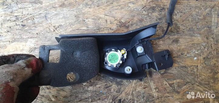 Динамик Volkswagen Golf V 2003-2009