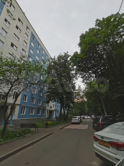 Комната 10,8 м² в 3-к., 1/9 эт.