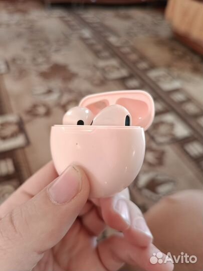 Беспроводные наушники