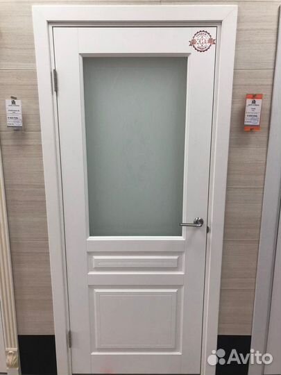 Двери межкомнатные из массива