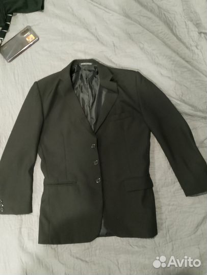 Пиджак черный школьный