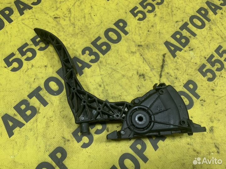 Педаль газа VW Polo